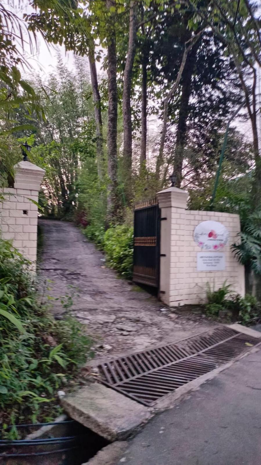 Aam'S Courtyard Hotel Kalimpong Exterior photo